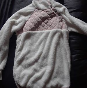 Fleece pull over